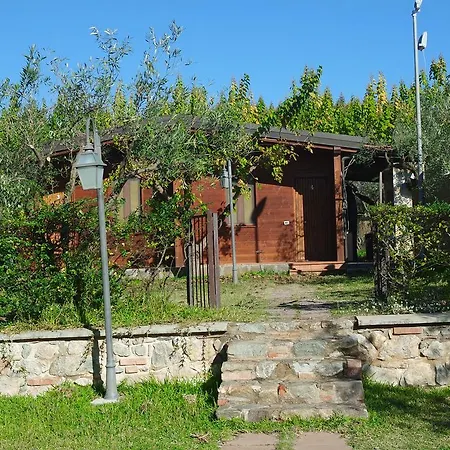 Agriturismo Masseria I Risi カントリーハウス サンテウフェミア・ラメーツィア