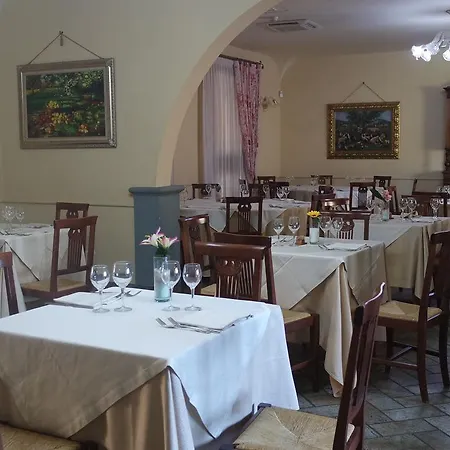 カントリーハウス Agriturismo Masseria I Risi サンテウフェミア・ラメーツィア