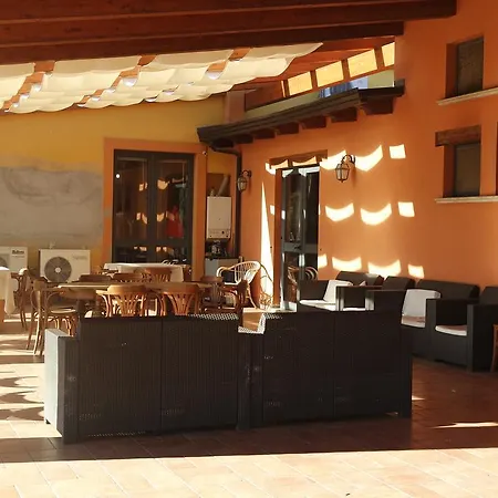 منزل ريفي Agriturismo Masseria I Risi سانت أوْفيمِيا لاميتْسْيا