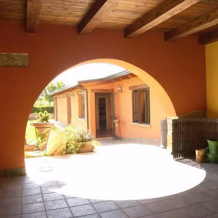 Agriturismo Masseria I Risi カントリーハウス サンテウフェミア・ラメーツィア