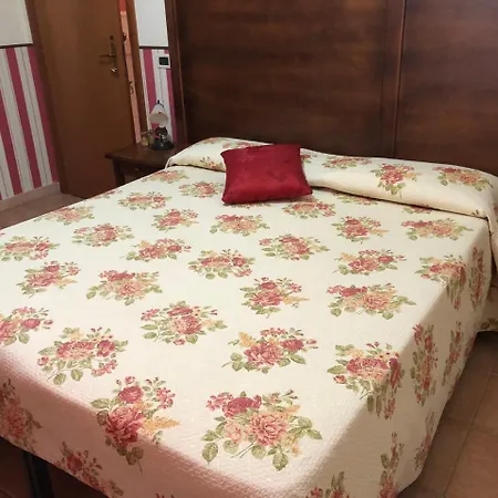 Agriturismo Masseria I Risi سانت أوْفيمِيا لاميتْسْيا