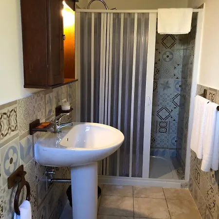 Agriturismo Masseria I Risi * سانت أوْفيمِيا لاميتْسْيا