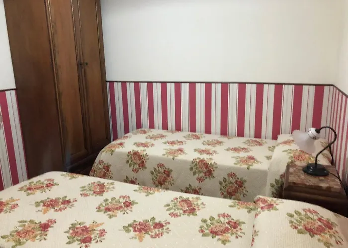 阿格利特玛瑟利亚里斯酒店 * 圣欧费米亚拉默齐亚